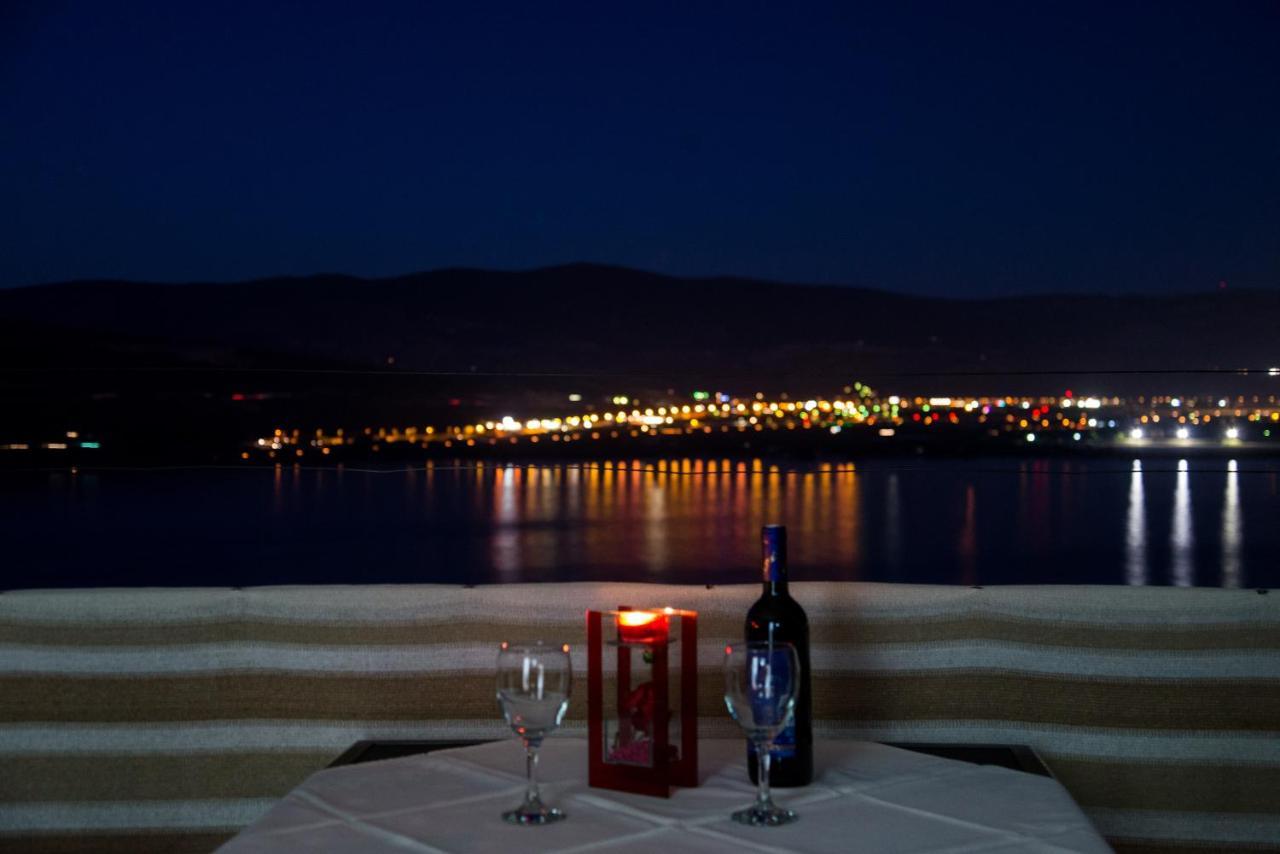 Holidays Apartments Slanada With Terrace And Sea View, Near The Beach & Town Trogir, Free Parking, Quiet Place On Peninsula Ciovo Exterior foto